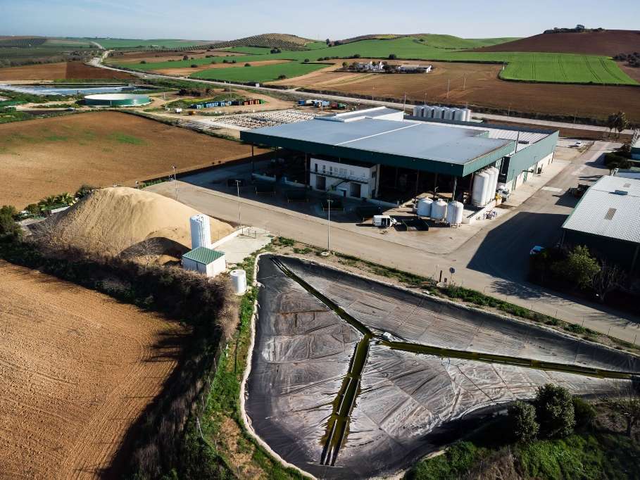 CAPI — complejo industrial desde el aire